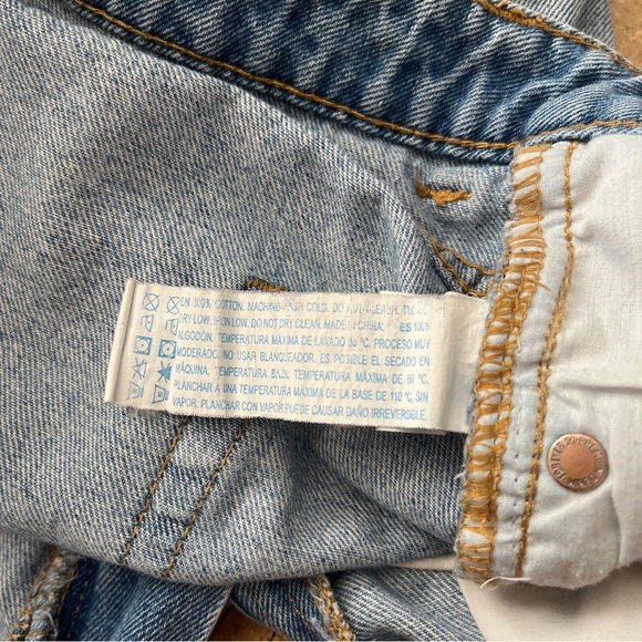 Forever 21 Blue Jean Shorts High-Waisted Classic - Picture 5 of 6